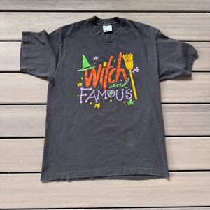 Vintage Peacock Unisex Adult Short Sleeve Witch & Famous Print Tee Size Large